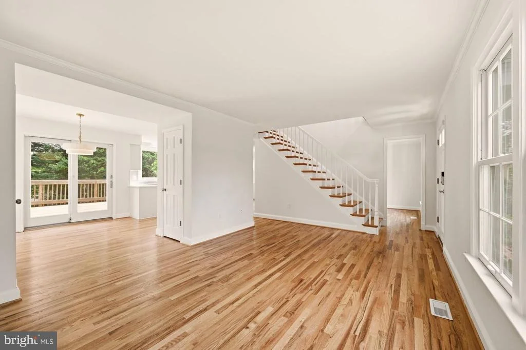 Photo of 11117 MIDVALE ROAD