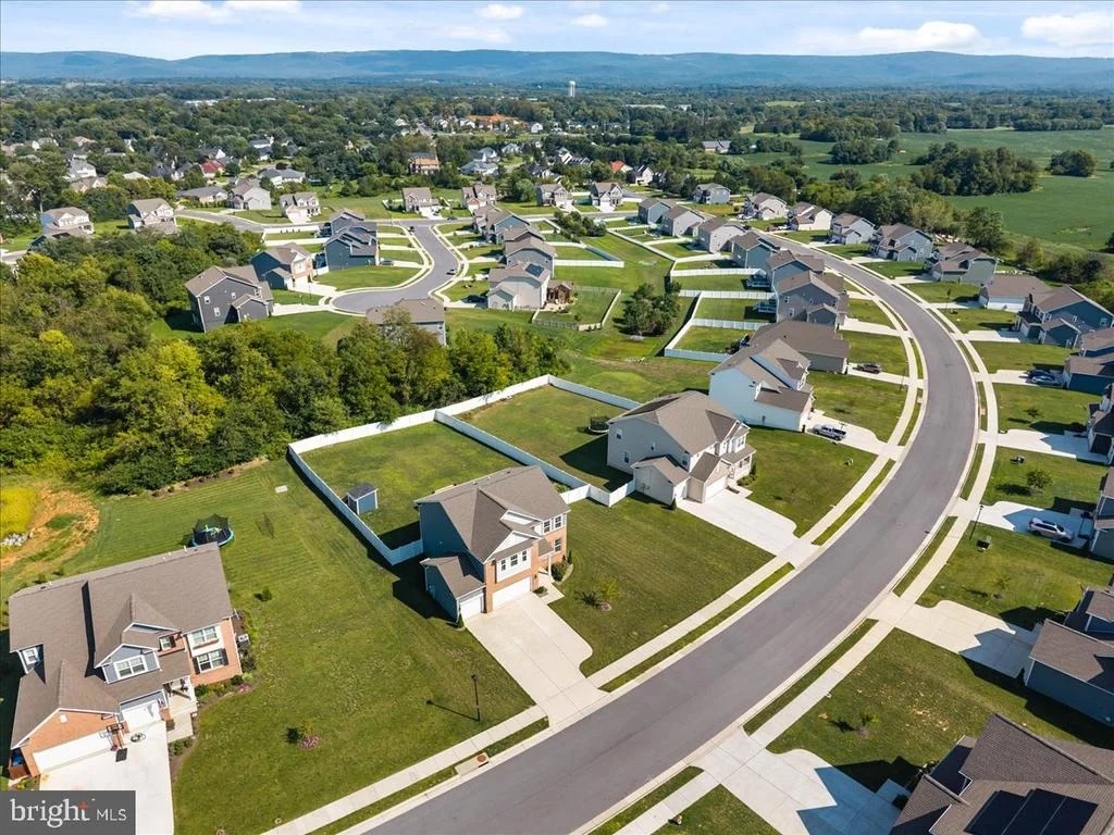Photo of 320 TYSON DRIVE