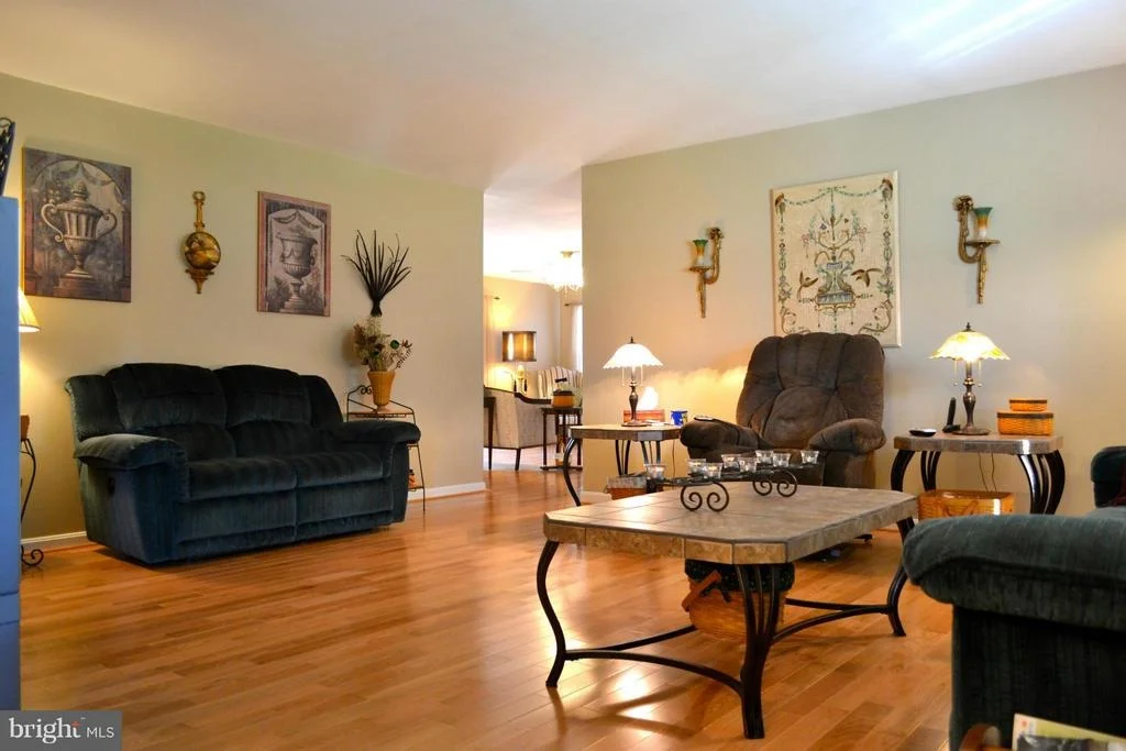 Photo of 25 W END BOULEVARD