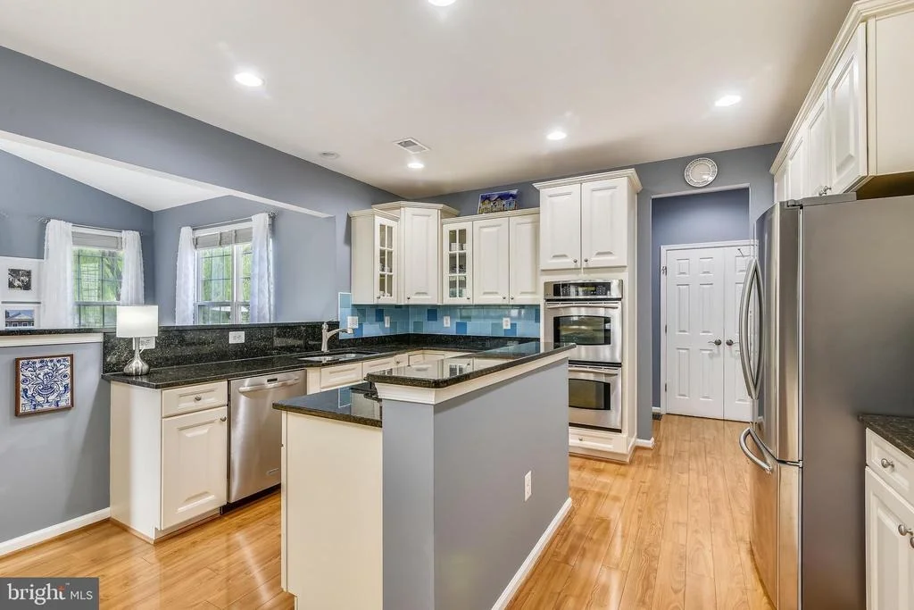 Photo of 25853 SPRING FARM CIRCLE