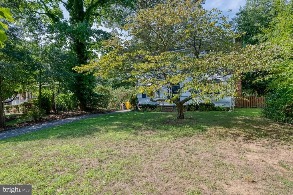 Photo of 318 BEACH DRIVE