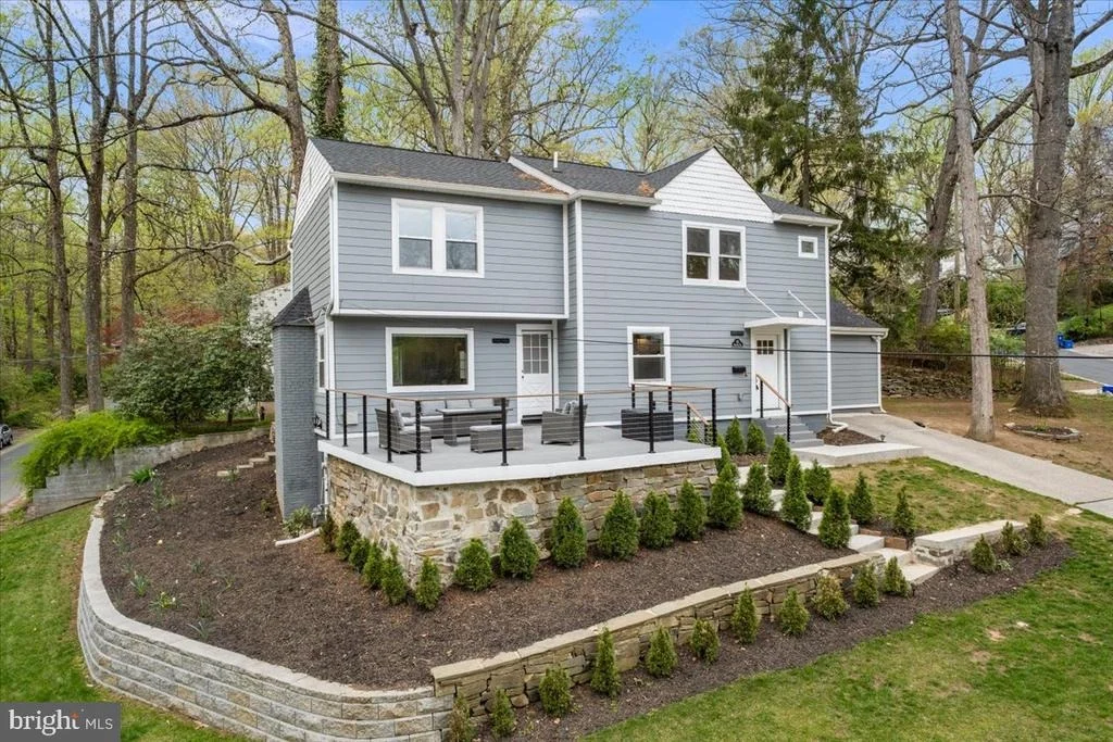 Photo of 111 SUNNYSIDE ROAD