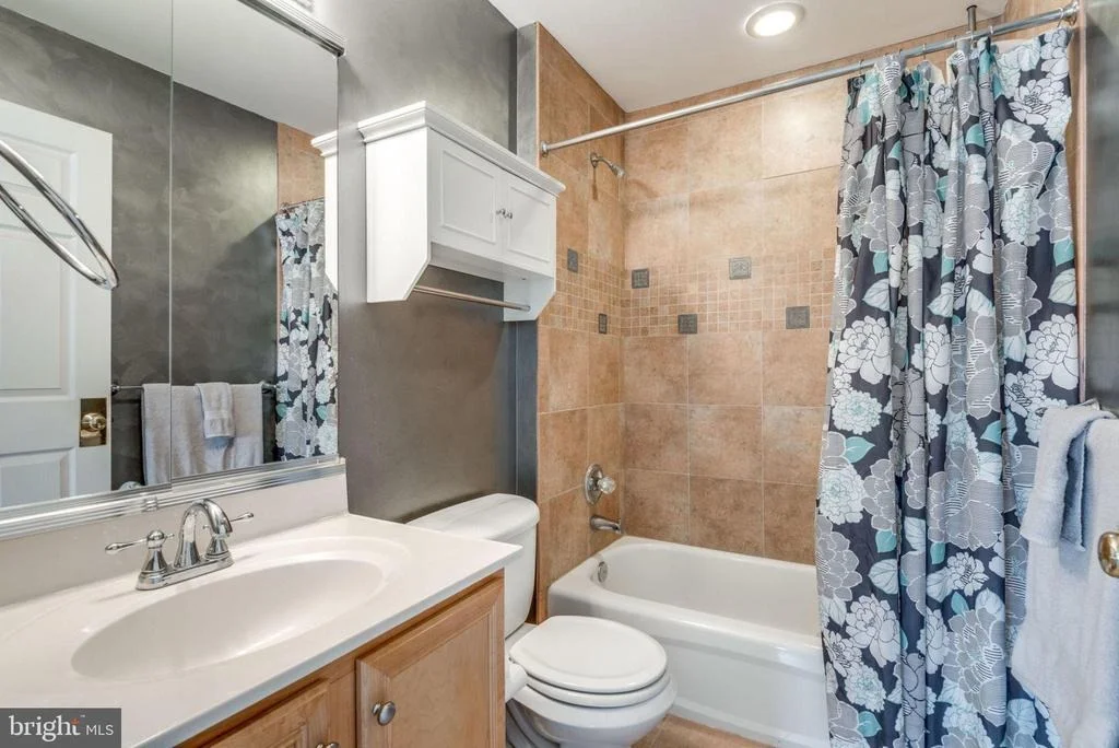 Photo of 42764 JONQUIL LANE