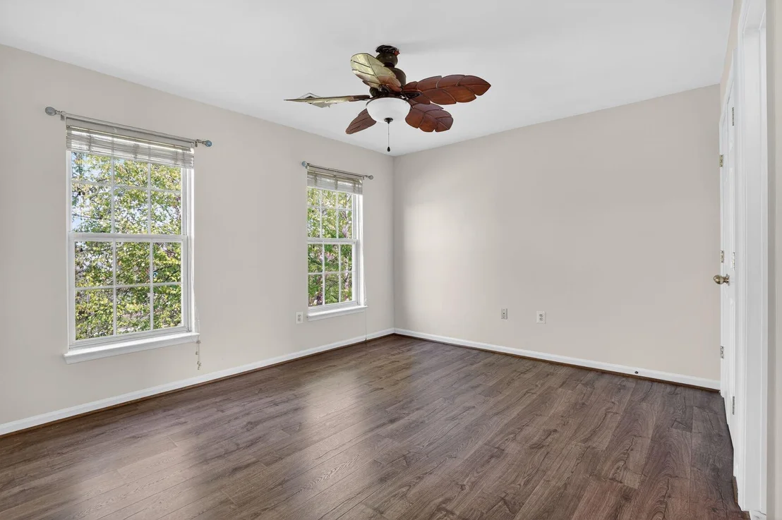 Photo of 25845 SPRING FARM CIRCLE