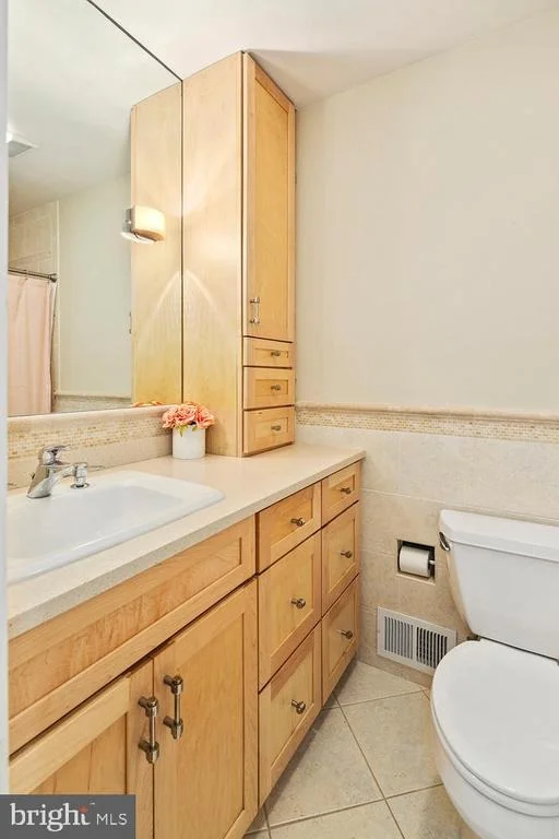 Photo of 1613 FOREST LANE