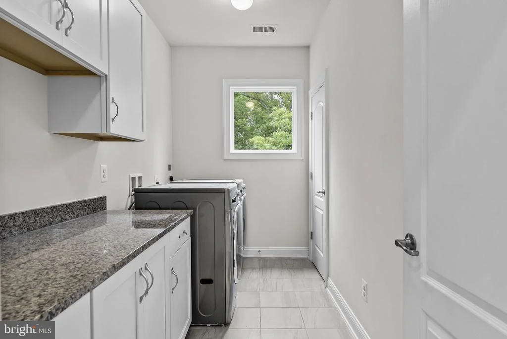 Photo of 23754 KILKERRAN DRIVE