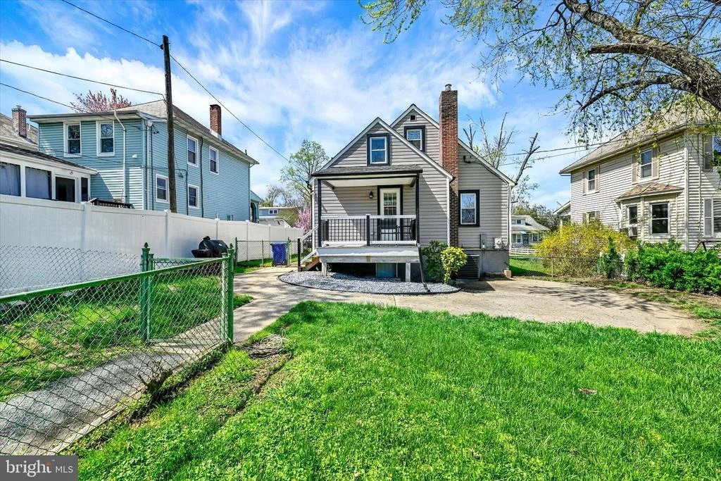 Photo of 5217 CATALPHA ROAD
