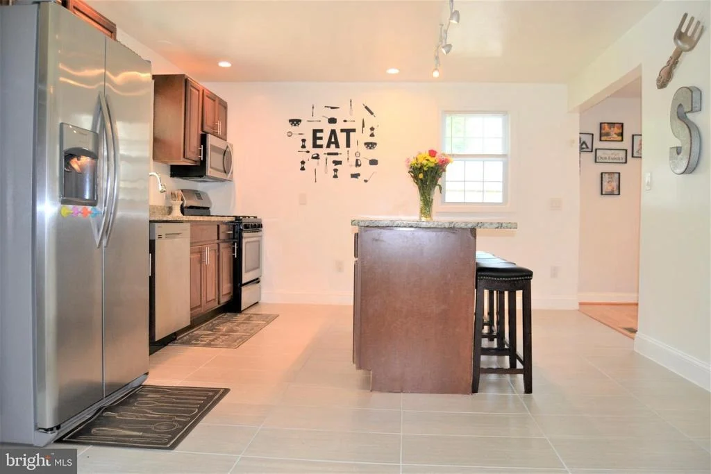 Photo of 617 LONGVIEW DRIVE