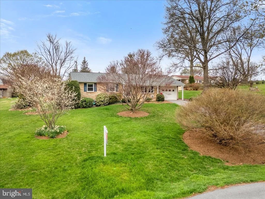 Photo of 7308 POPLAR LANE
