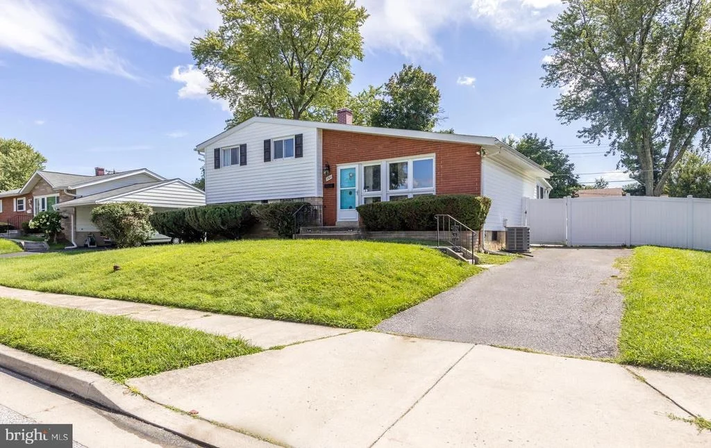 Photo of 3308 GREENMEAD ROAD