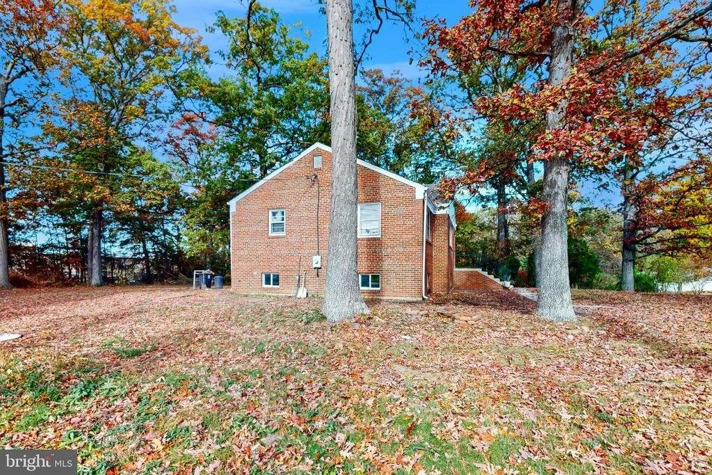 Photo of 5906 KIRBY ROAD