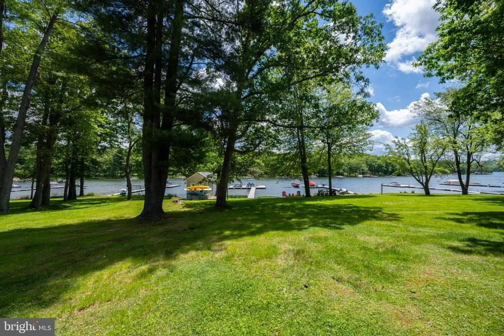 Photo of 507 SHORELINE DRIVE