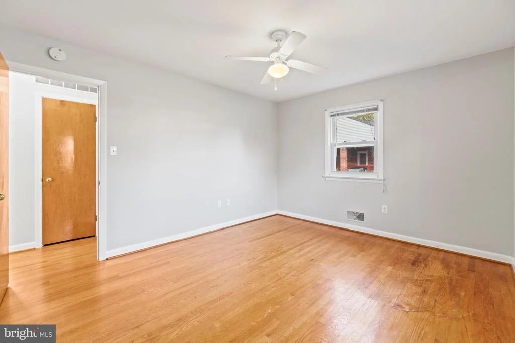 Photo of 909 PINE AVENUE