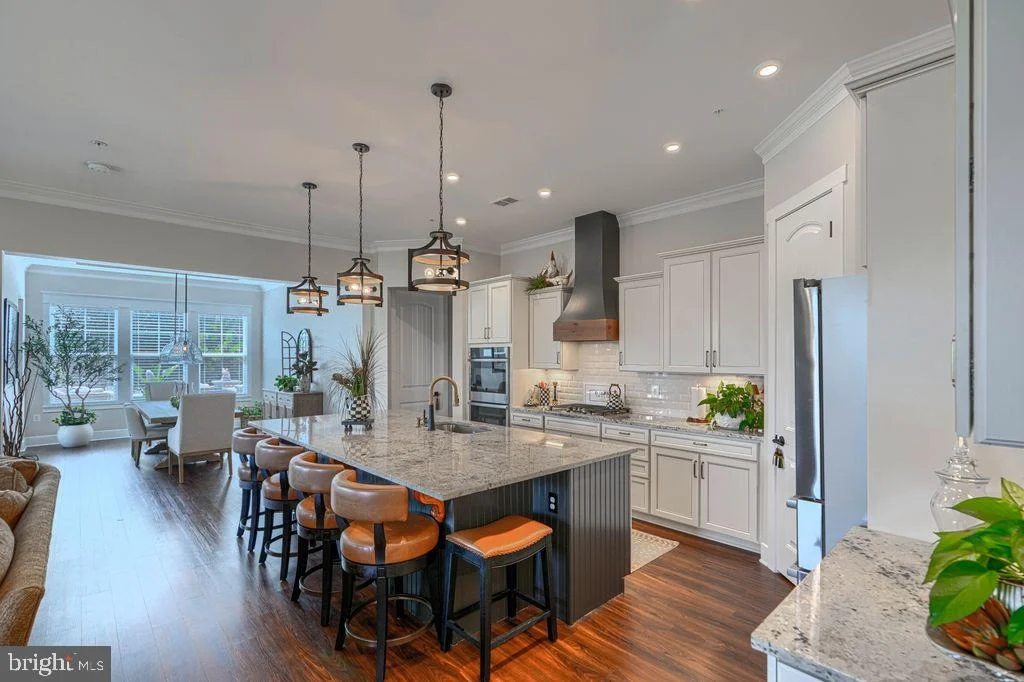 Photo of 320 BAYBERRY DRIVE