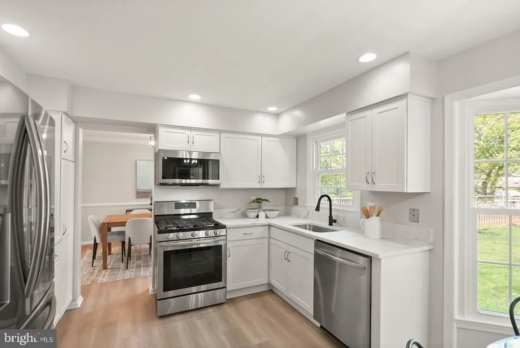 Photo of 2592 JOHN MILTON DRIVE