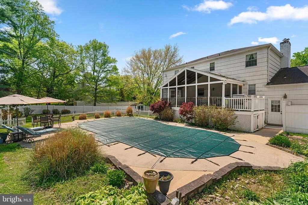 Photo of 5008 LAKE CIRCLE W