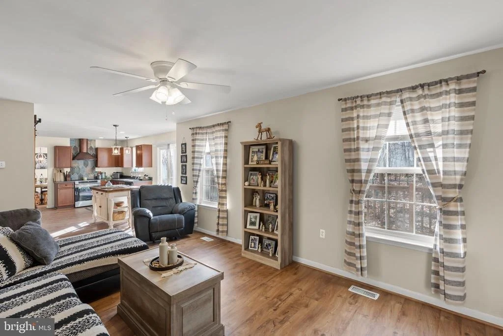 Photo of 1105 HENRY DRIVE