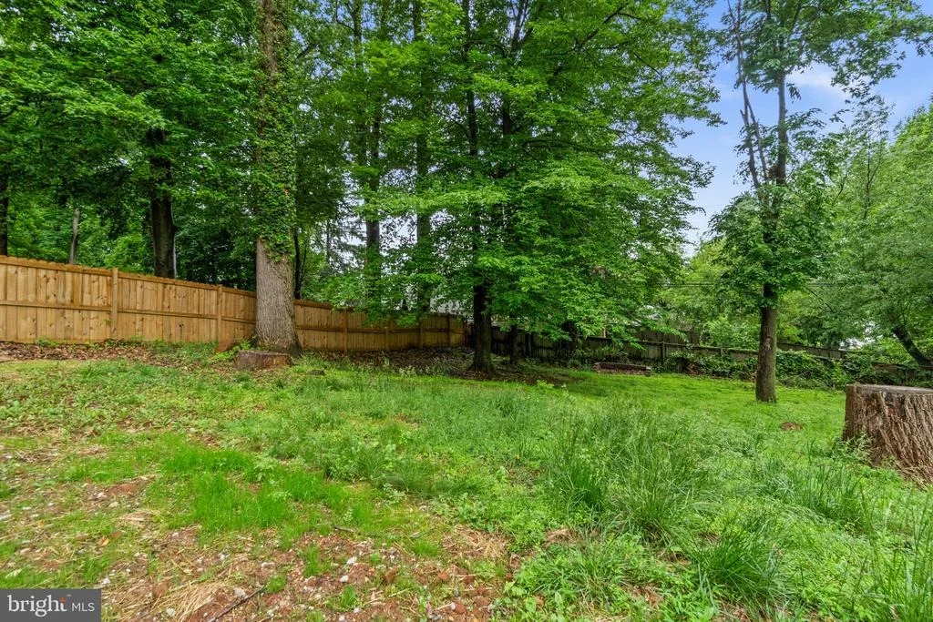 Photo of 3658 CLIFMAR ROAD