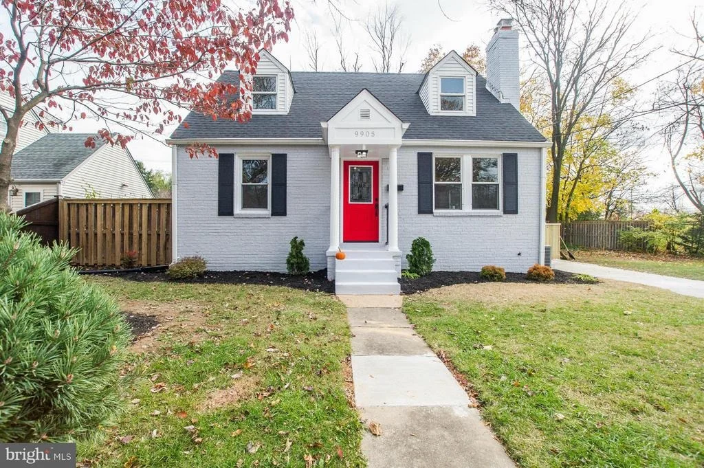 Photo of 9905 SUTHERLAND ROAD