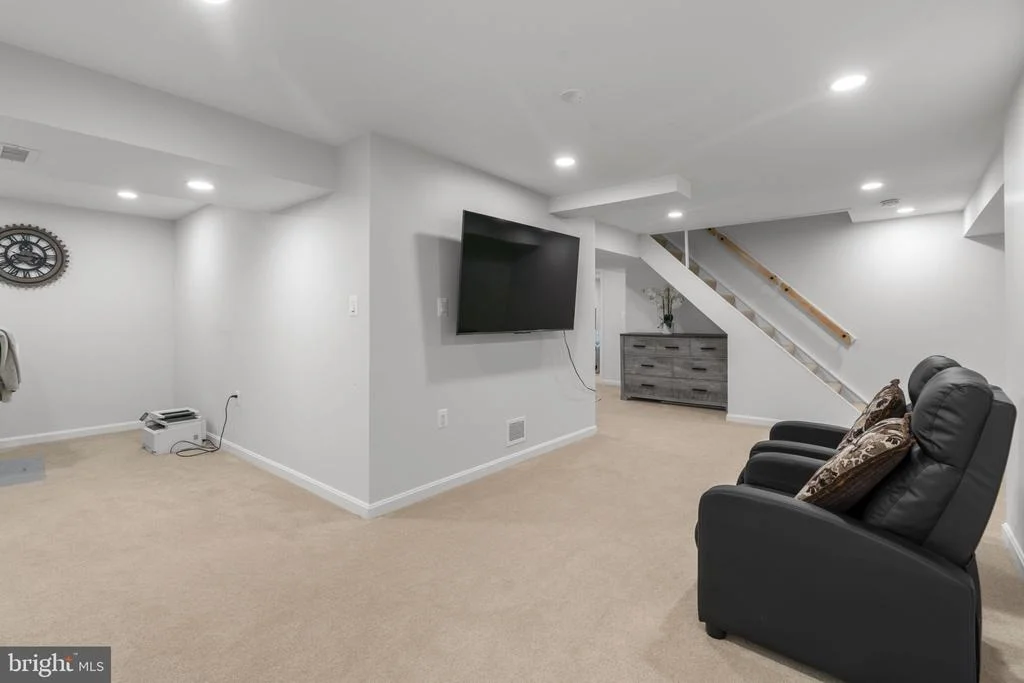 Photo of 9320 KINGS GRANT ROAD
