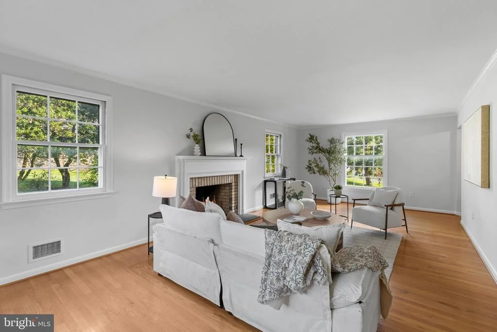 Photo of 3703 SPRING MEADOW DRIVE