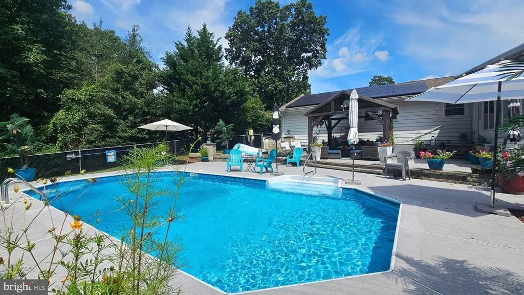 Photo of 3 SEVILLE DRIVE