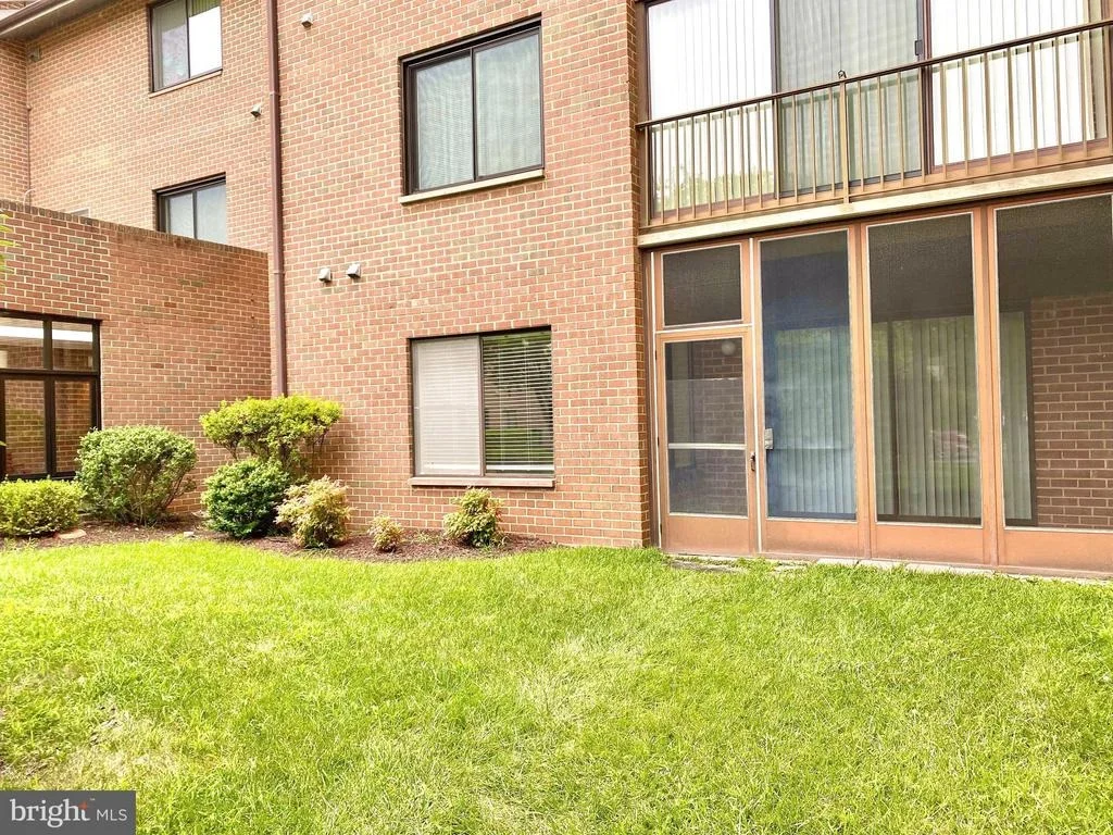 Photo of Unit 1D at 15310 PINE ORCHARD DRIVE