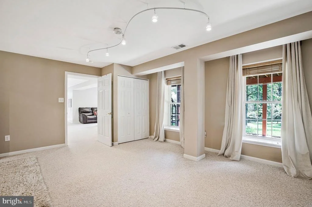 Photo of 13215 FALLS ROAD