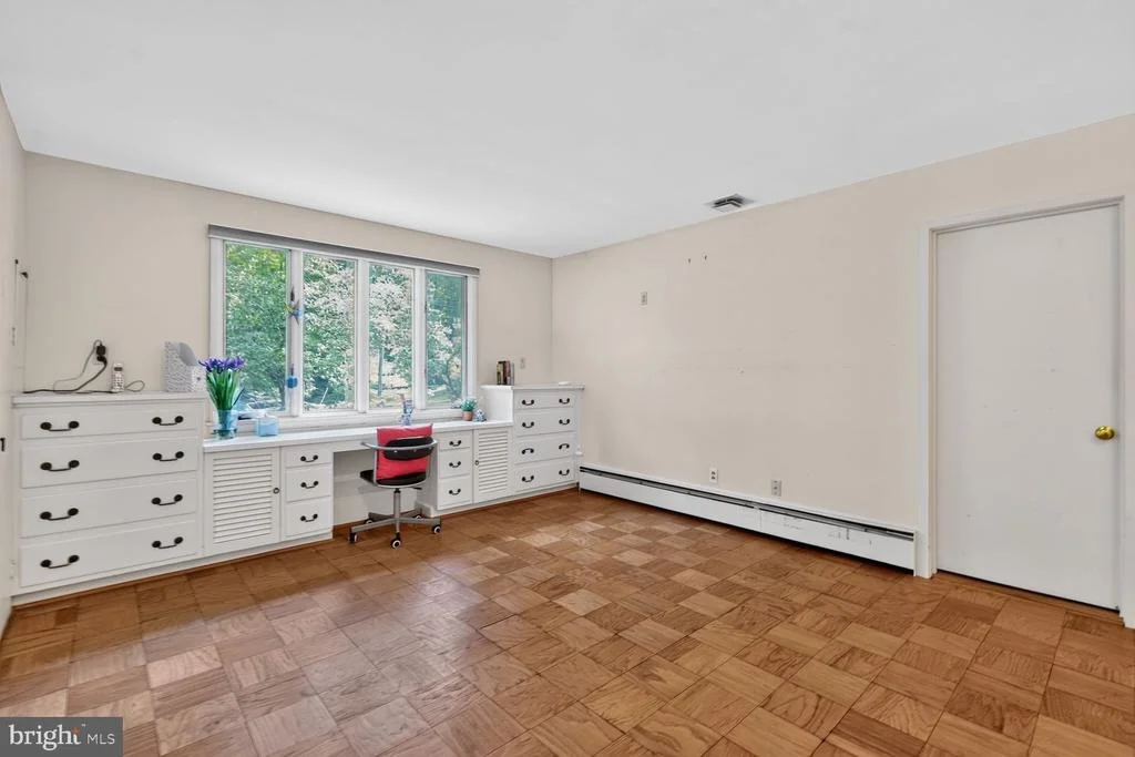Photo of 1118 ORCHARD WAY