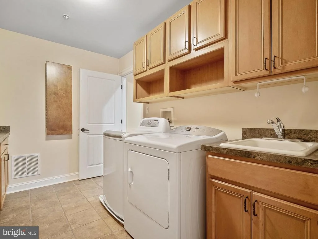 Photo of 21001 DELTA DRIVE