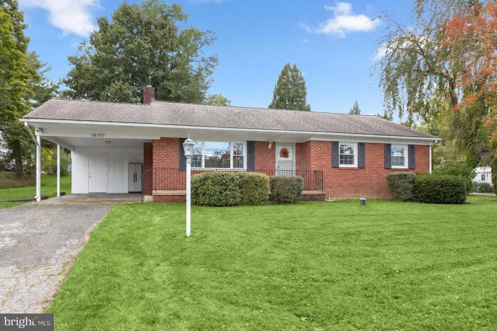 Photo of 16707 FREDERICK ROAD