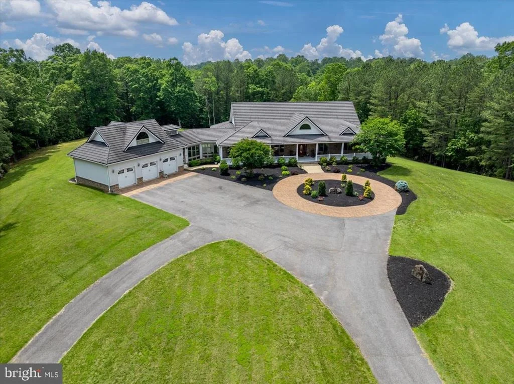 Photo of 6675 MARSHALL ROAD