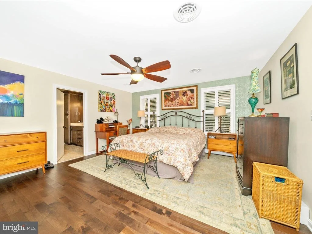 Photo of 903 MERCER PLACE