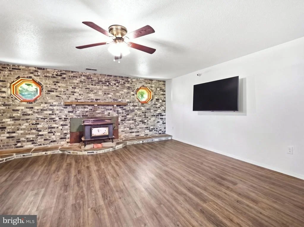 Photo of 2915 FRY ROAD