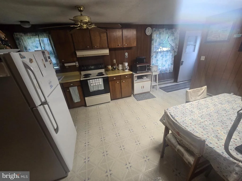 Photo of 413 VALLEY MILL ROAD