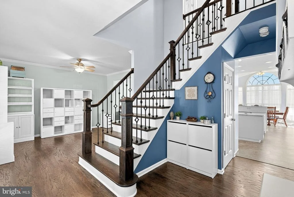 Photo of 945 DEVONSHIRE CIRCLE