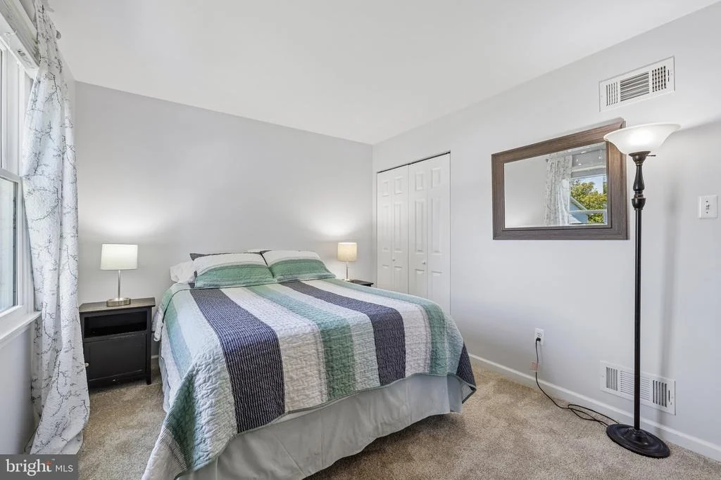 Photo of 904 HORIZON ROAD
