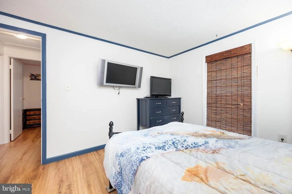 Photo of 7940 RIVERVIEW ROAD