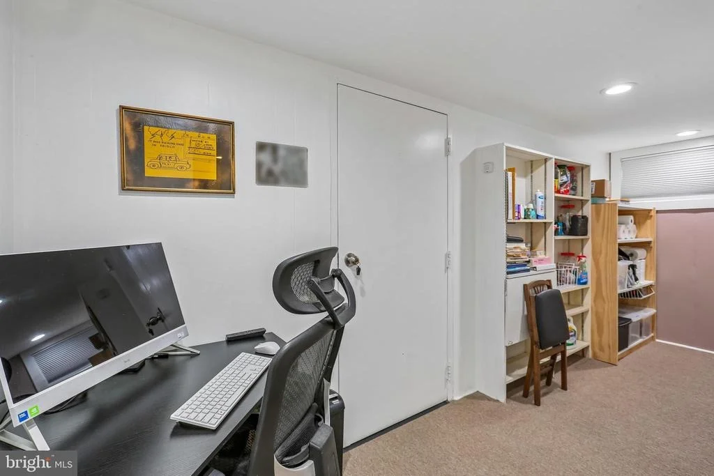 Photo of 2 FOXHALL COURT