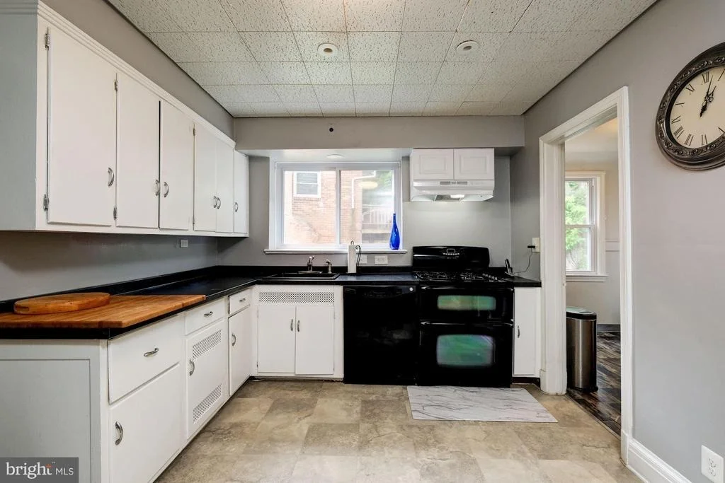 Photo of 2 KENTON COURT