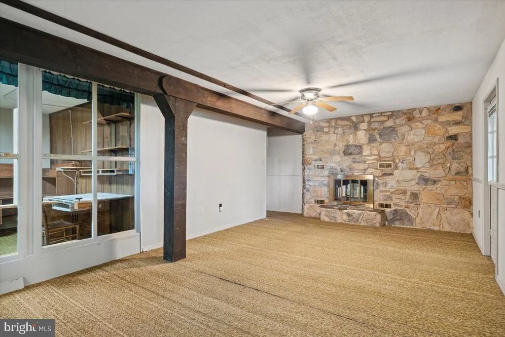 Photo of 8199 MIDDLE COURT