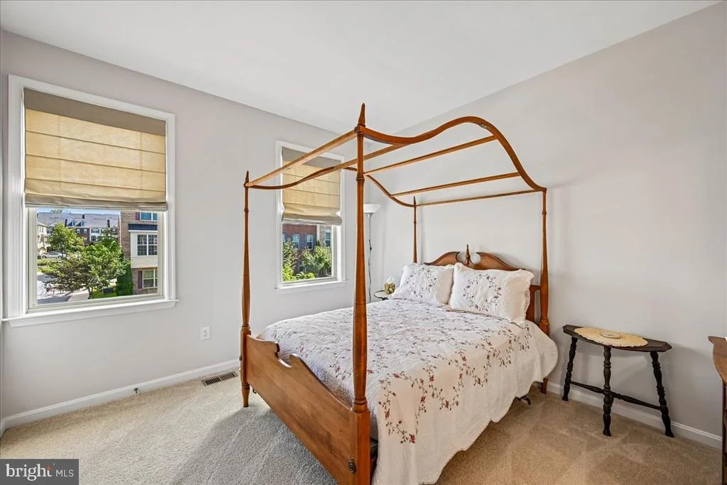 Photo of 2514 STANDIFER