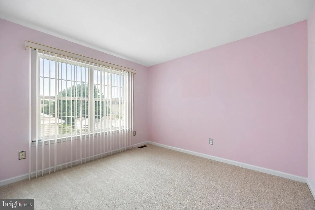 Photo of 704 SHIPTON ROAD