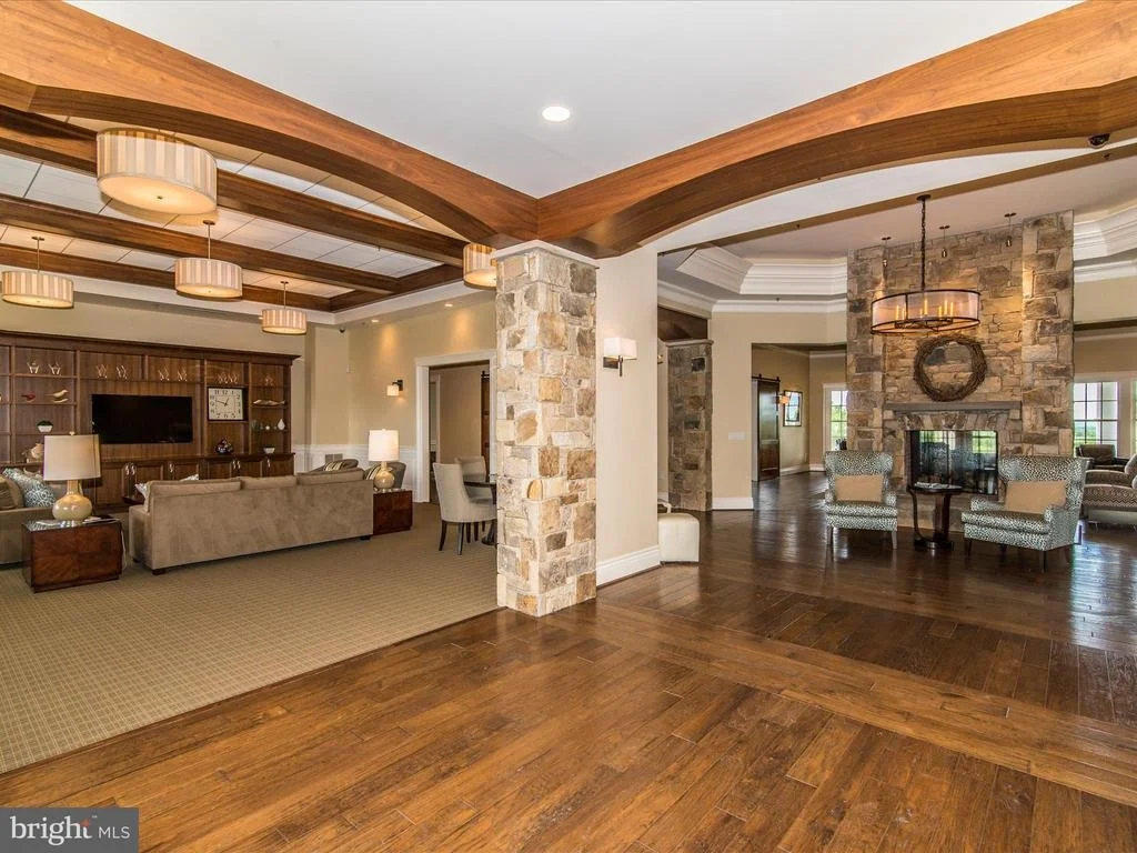 Photo of 724 POTOMAC VIEW PARKWAY