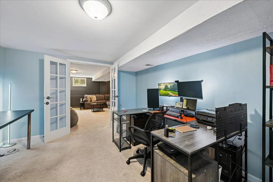 Photo of 8901 TOWNSEND LANE