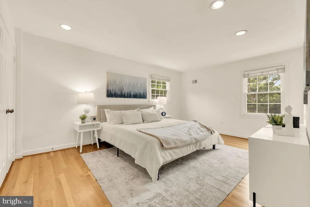 Photo of 12114 GREENLEAF AVENUE