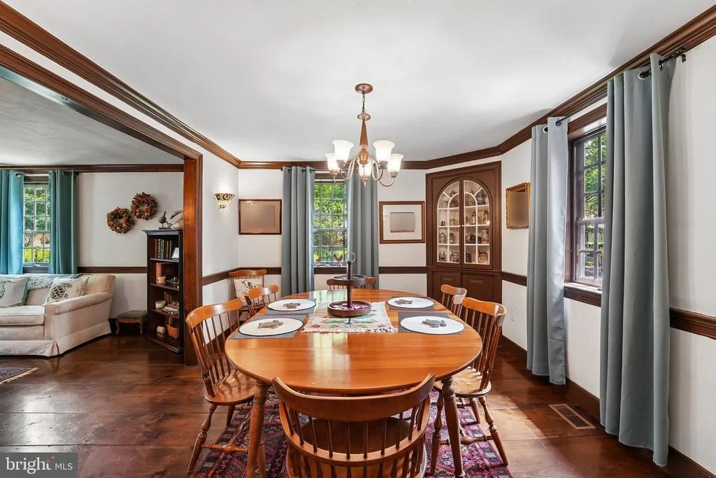 Photo of 355 BROADVIEW LANE