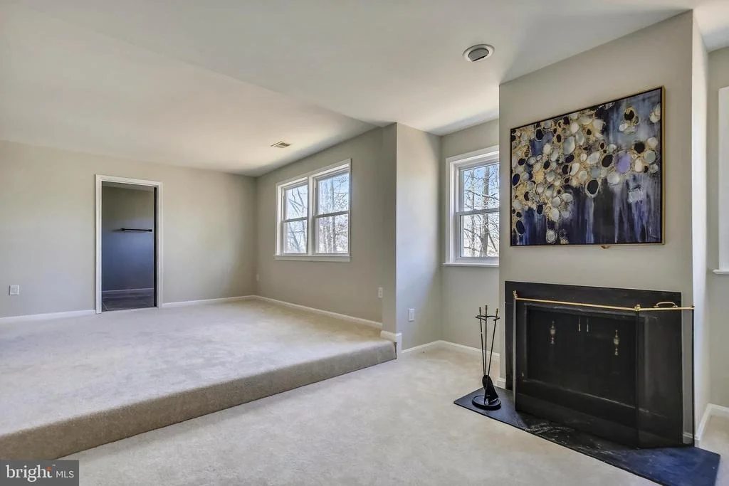 Photo of 1508 LAUREL HILL ROAD