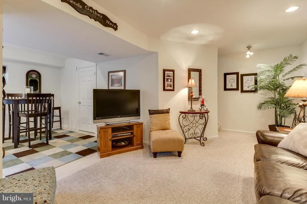 Photo of 8481 HEATHERWOLD DRIVE