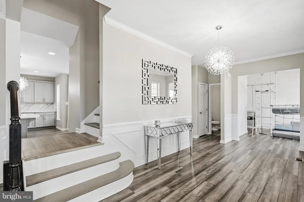 Photo of 23324 LINDSAY DRIVE